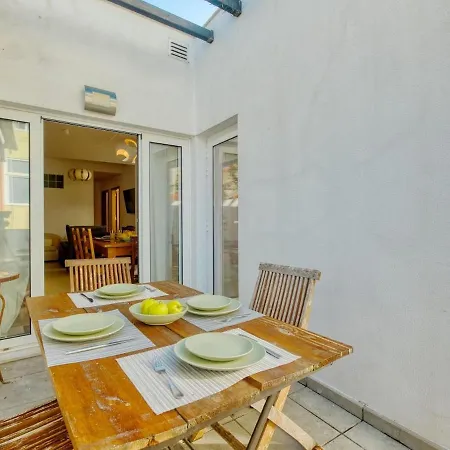 Portucale ! Visconde 3br With Private Terrace ألمادا