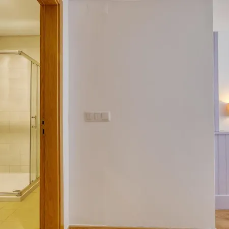 Portucale ! Visconde 3br With Private Terrace * ألمادا