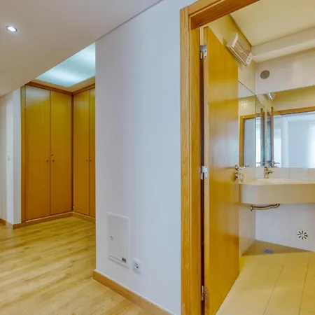 Portucale ! Visconde 3br With Private Terrace *