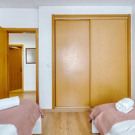 Portucale ! Visconde 3br With Private Terrace Apartamento *